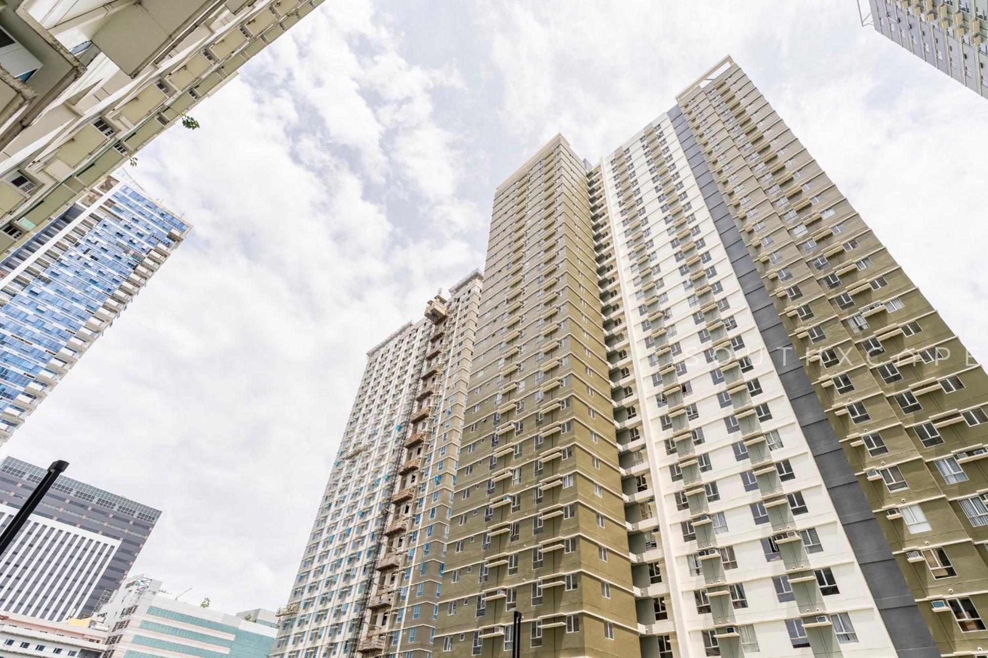 Furnished In Avida Towers Riala, It Park With Amazing View, Fast Wifi, Netflix, Pool And *